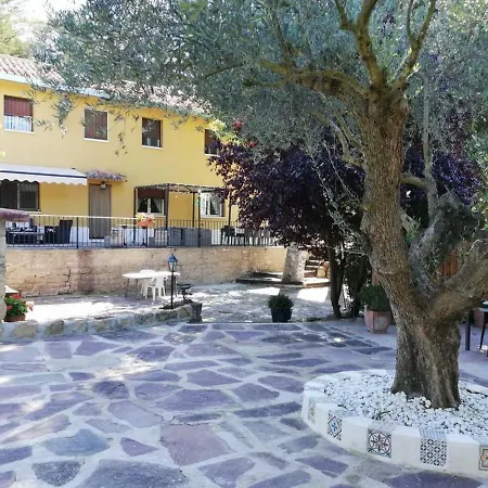 Villa Laguardia Errepidea 빌라 *